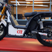 CTT Portugal NUUK mobility moto eléctrica reparto